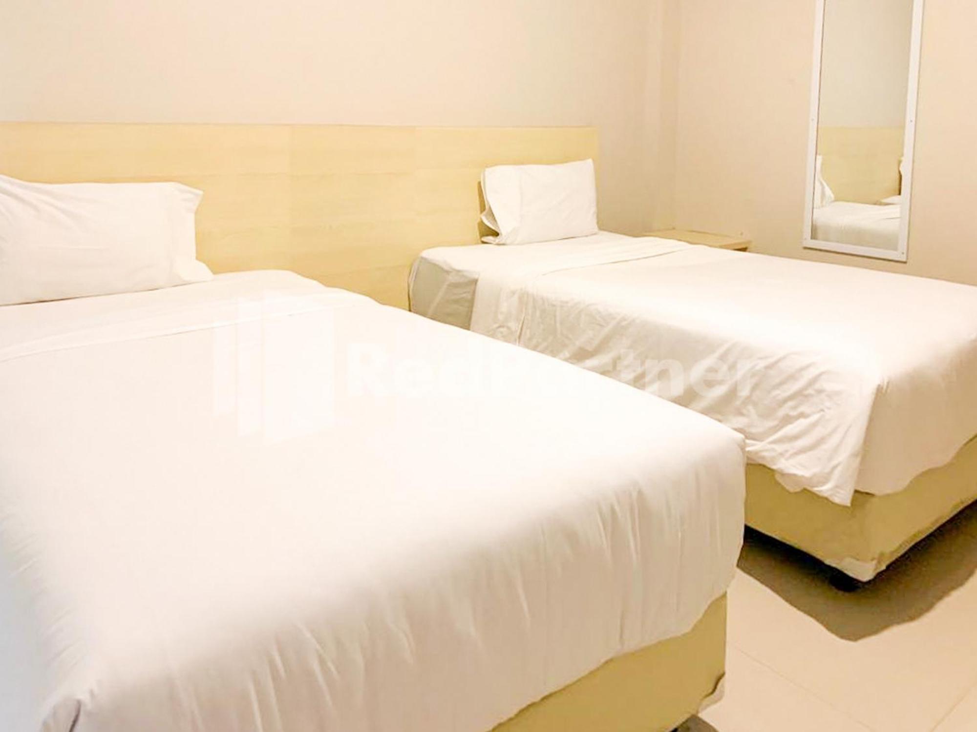 Hotel Andono Near Yia Mitra Reddoorz Temon Exteriér fotografie